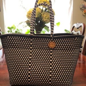 Maria Victoria Tote